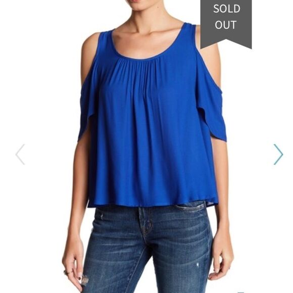 Lush Small Cold shoulder Ruffle Tee Blue - Picture 1 of 7